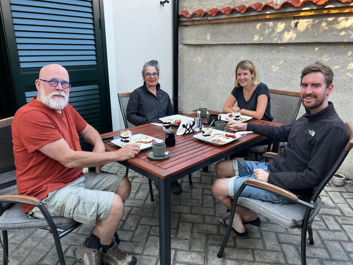 Condesa Bed & Breakfast Tiranë Eksteriør bilde