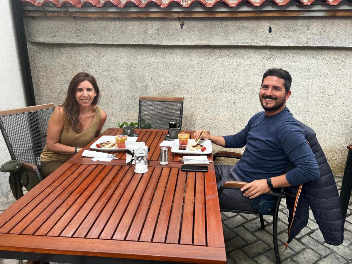 Condesa Bed & Breakfast Tiranë Eksteriør bilde